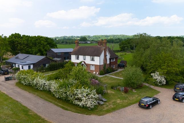 4 bed property, in Lenham Road, £950,000