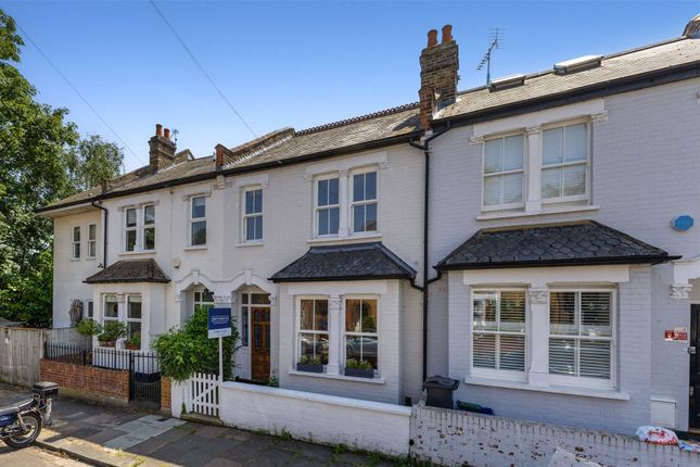 3 bed property, in Percy Road, £775,000