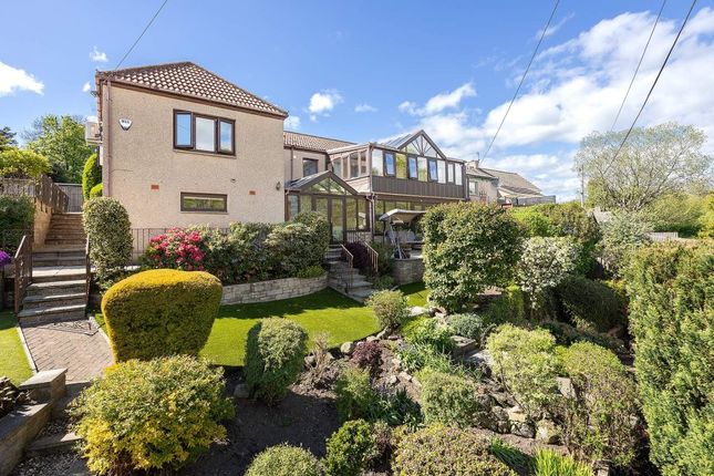 5 bed property, in Main Street, £375,000