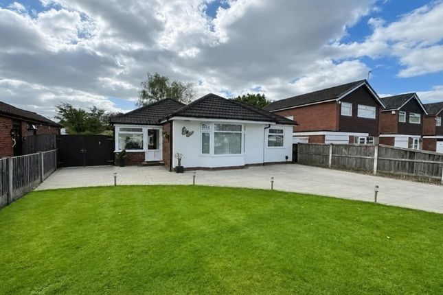 4 bed property, in Stoneleigh Avenue, £650,000