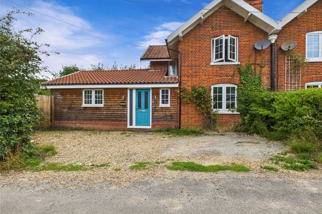 2 bed property, in School Lane, £350,000