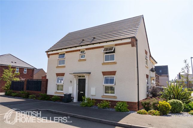 3 bed property, in Jones Grove, £355,000