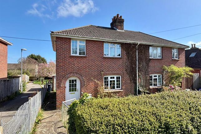 3 bed property, in Wareham Road, £279,000