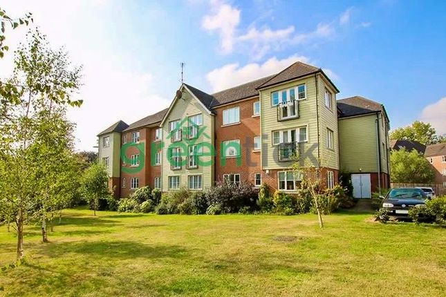 2 bed property, in Watery Lane, £275,000