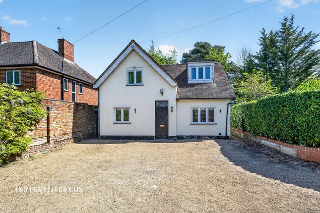 3 bed property, in Woodcote Road, £650,000