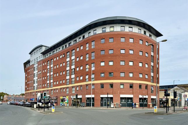 1 bed property, in Marsden House, £85,000