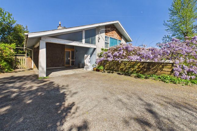 4 bed property, in Poundfield Lane, £475,000