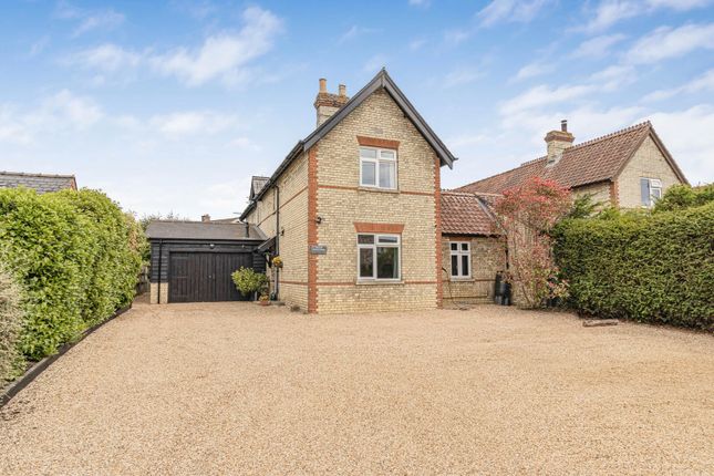 4 bed property, in High Street, £625,000