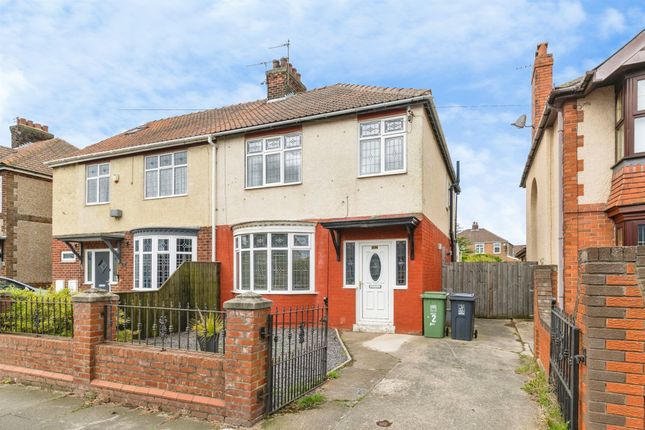 3 bed property, in Fernwood Avenue, £150,000