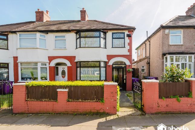 3 bed property, in Thomas Drive, £180,000