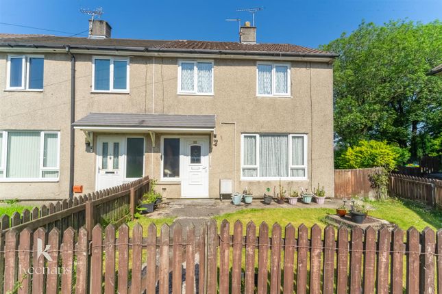 2 bed property, in Keswick Close, £110,000