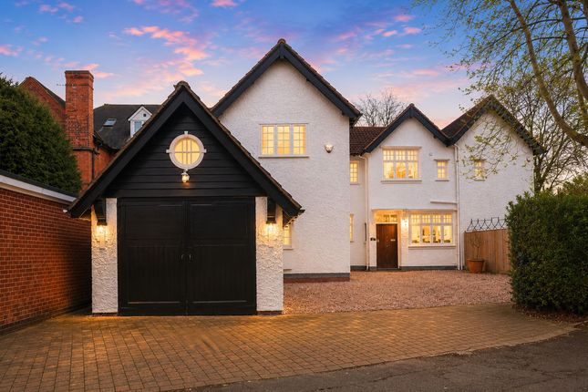 5 bed property, in Knighton Road, £800,000