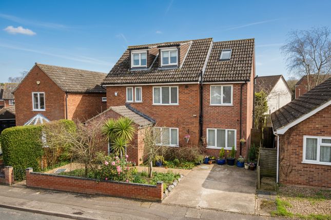 4 bed property, in Peverell Road, £340,000