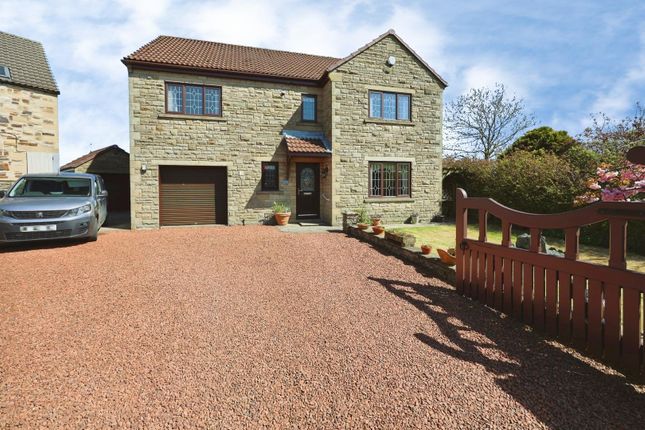 4 bed property, in Lane Head, £350,000