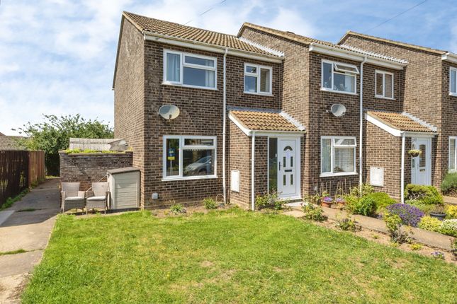 3 bed property, in Rosecroft, £210,000