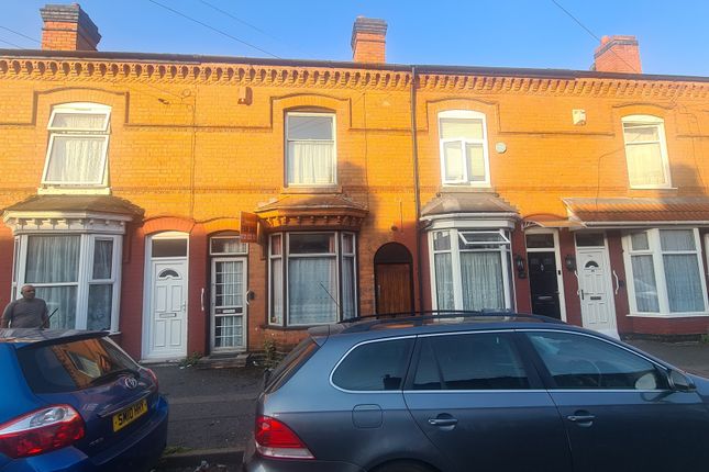 3 bed property, in 178 Barrows Road, £180,000