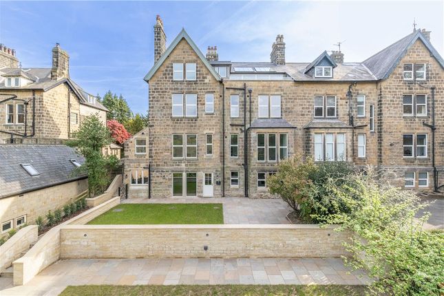 2 bed property, in Skipton Road, £609,950