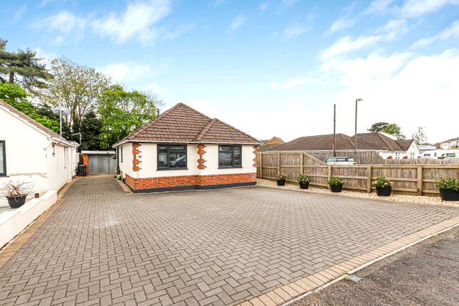 2 bed property, in Markham Avenue, £400,000