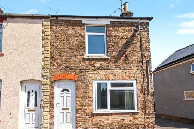 3 bed property, in 2 Queen Street, £35,000