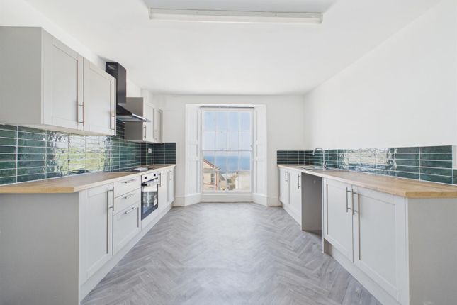 3 bed property, in High Street, £165,000