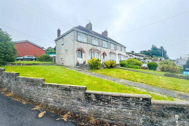 3 bed property, in Dolau Fan Road, £175,000
