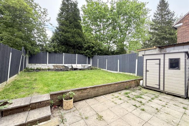 2 bed property, in Penrith Avenue, £239,950