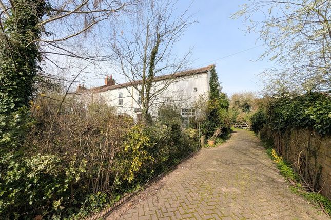 4 bed property, in Thoresby Road, £175,000