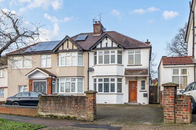 3 bed property, in College Hill Road, £599,950
