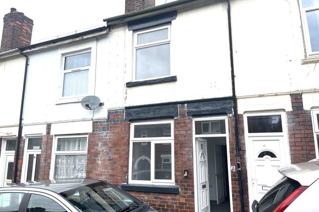 2 bed property, in Lomas Street, £75,000