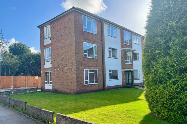 1 bed property, in Balfour Court, £147,500