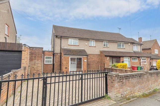 4 bed property, in Cippenham Lane, £610,000