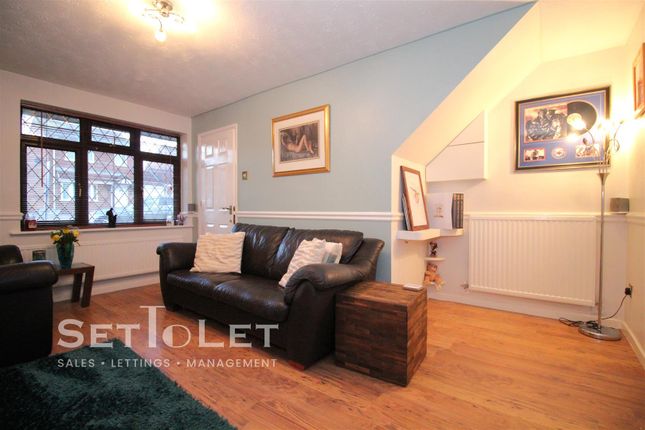 3 bed property, in Yarrow Close, £278,500