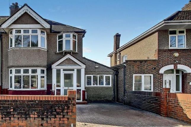 4 bed property, in Alexandra Avenue, £585,000