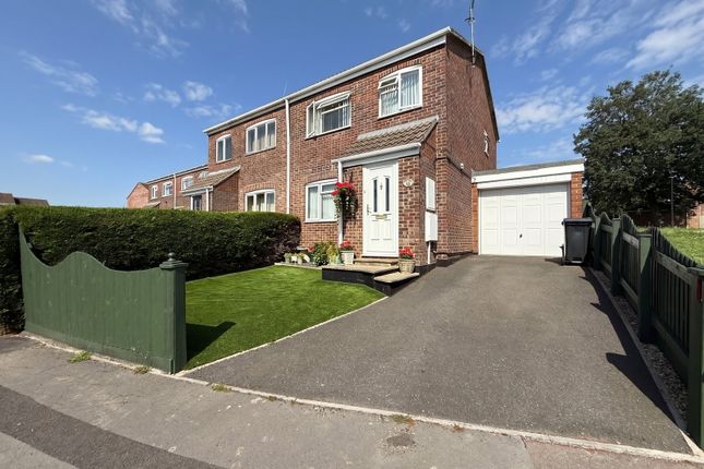 3 bed property, in Barnes Wallis Close, £275,000