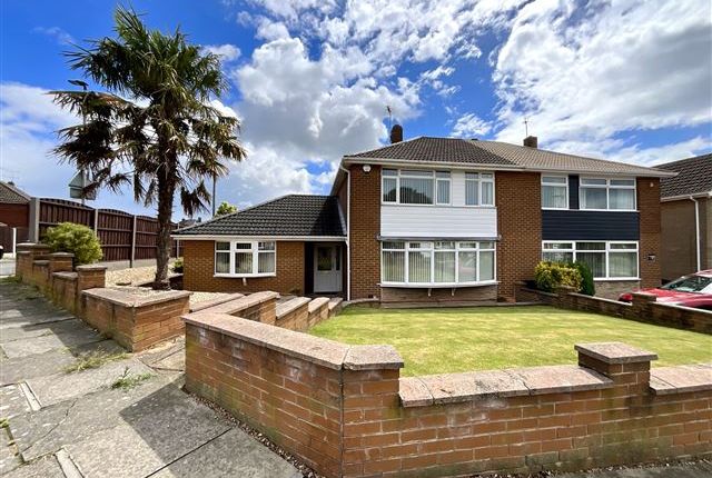4 bed property, in Spinneyfield, £375,000