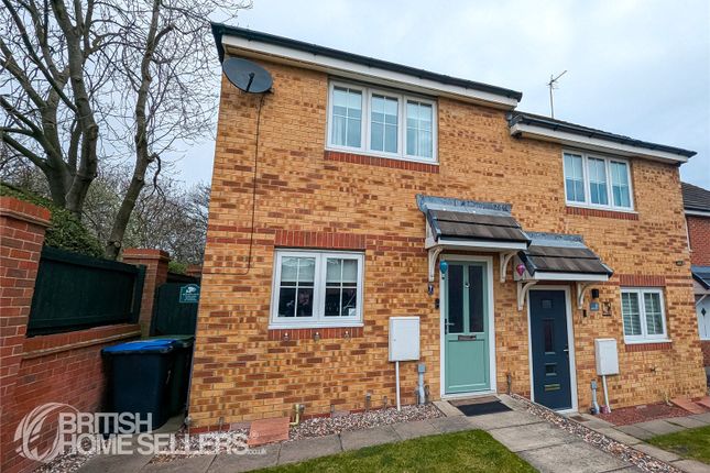 2 bed property, in Eden Court, £105,000