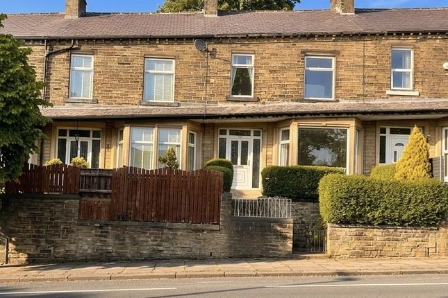 4 bed property, in Rochdale Road, £240,000