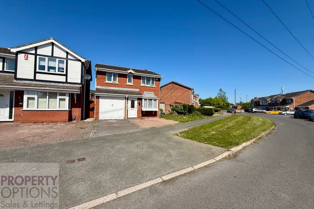 3 bed property, in Glencroft Drive, £295,000