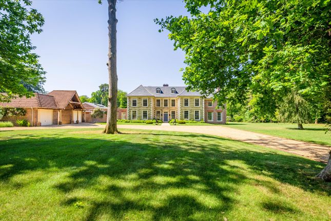 10 bed property, in Hambledon Road, £15,950,000