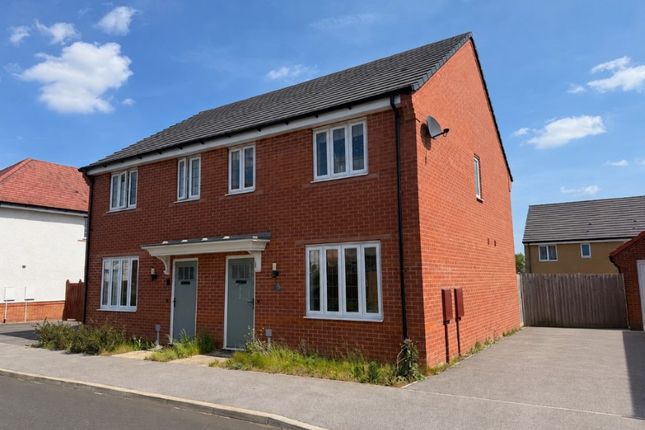 3 bed property, in 33 Barwick Avenue, £235,000