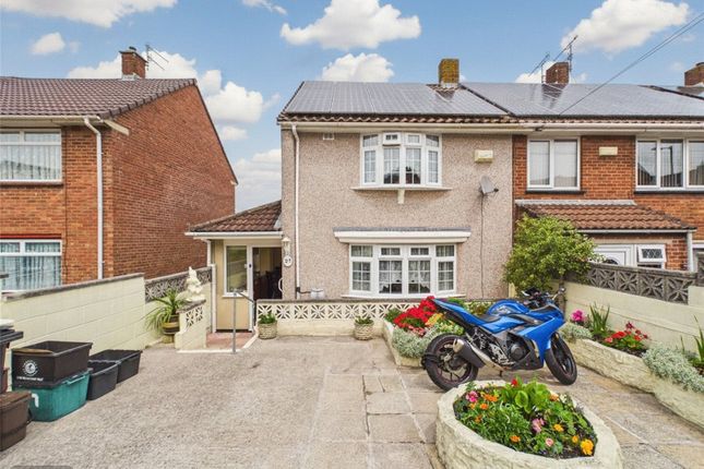 2 bed property, in Culverwell Road, £250,000