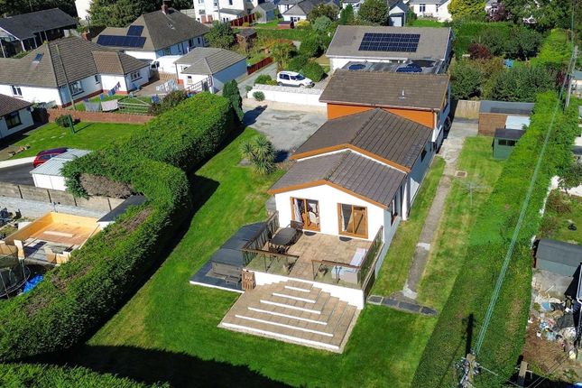 5 bed property, in Slade Lane, £425,000