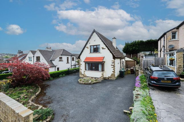 3 bed property, in Crowther Avenue, £315,000
