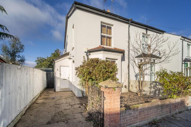 3 bed property, in St Marks Road, £799,950