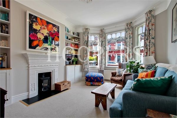 2 bed property, in Mora Road, £550,000