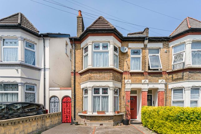 5 bed property, in Burgoyne Road, £700,000