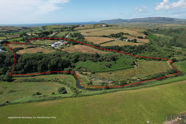 5 bed property, in Hendy, £1,500,000