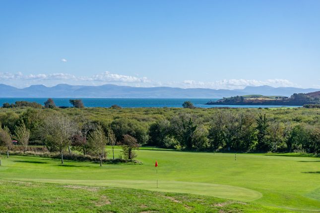 4 bed property, in Abersoch, £575,000