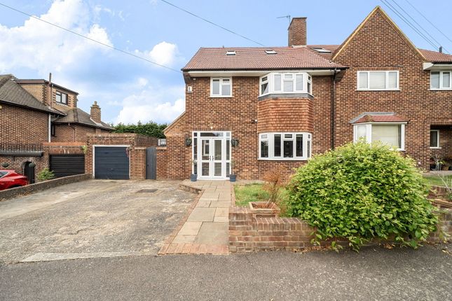 3 bed property, in Hever Croft, £650,000
