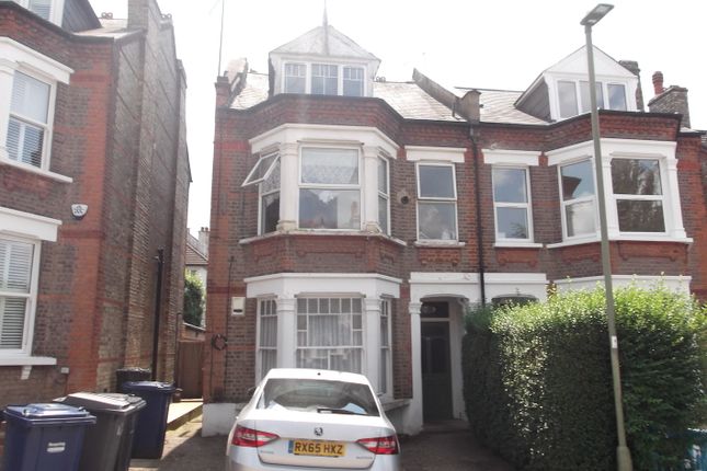 1 bed property, in Mountfield Road, £250,000